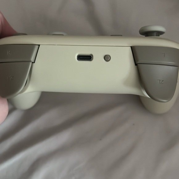 Switch Bluetooth Controller - Picture 3 of 3